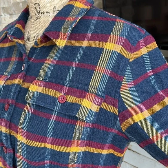 Patagonia Fjord worn wear organic cotton navy mustard burgundy flannel shirt - Picture 6 of 16
